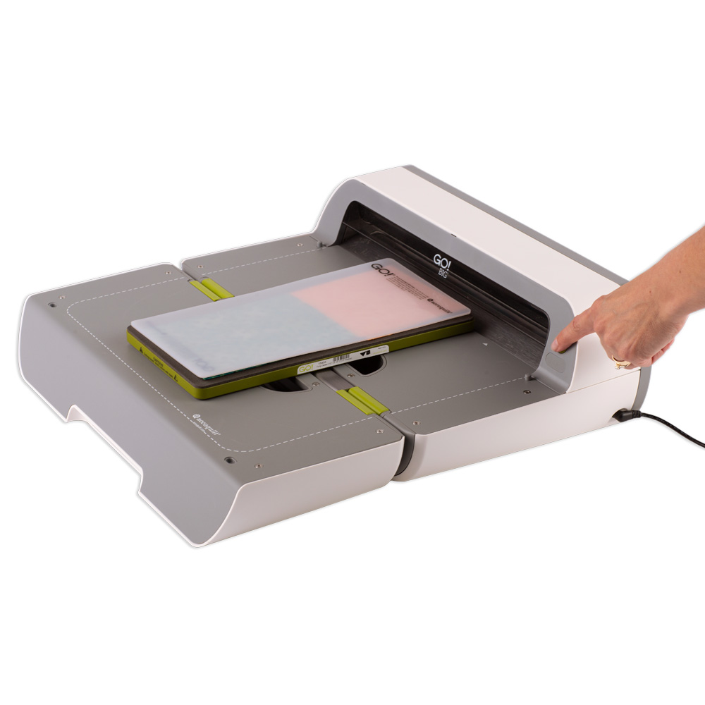 GO! Big Electric Fabric Cutter